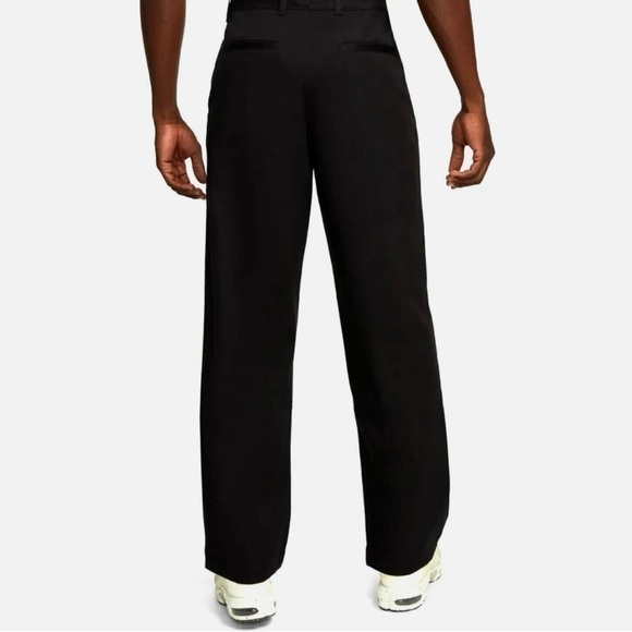 Nike Life Loose Fit Black Chino Pants Men’s Size 32 Medium Cotton New NWT - Picture 4 of 10